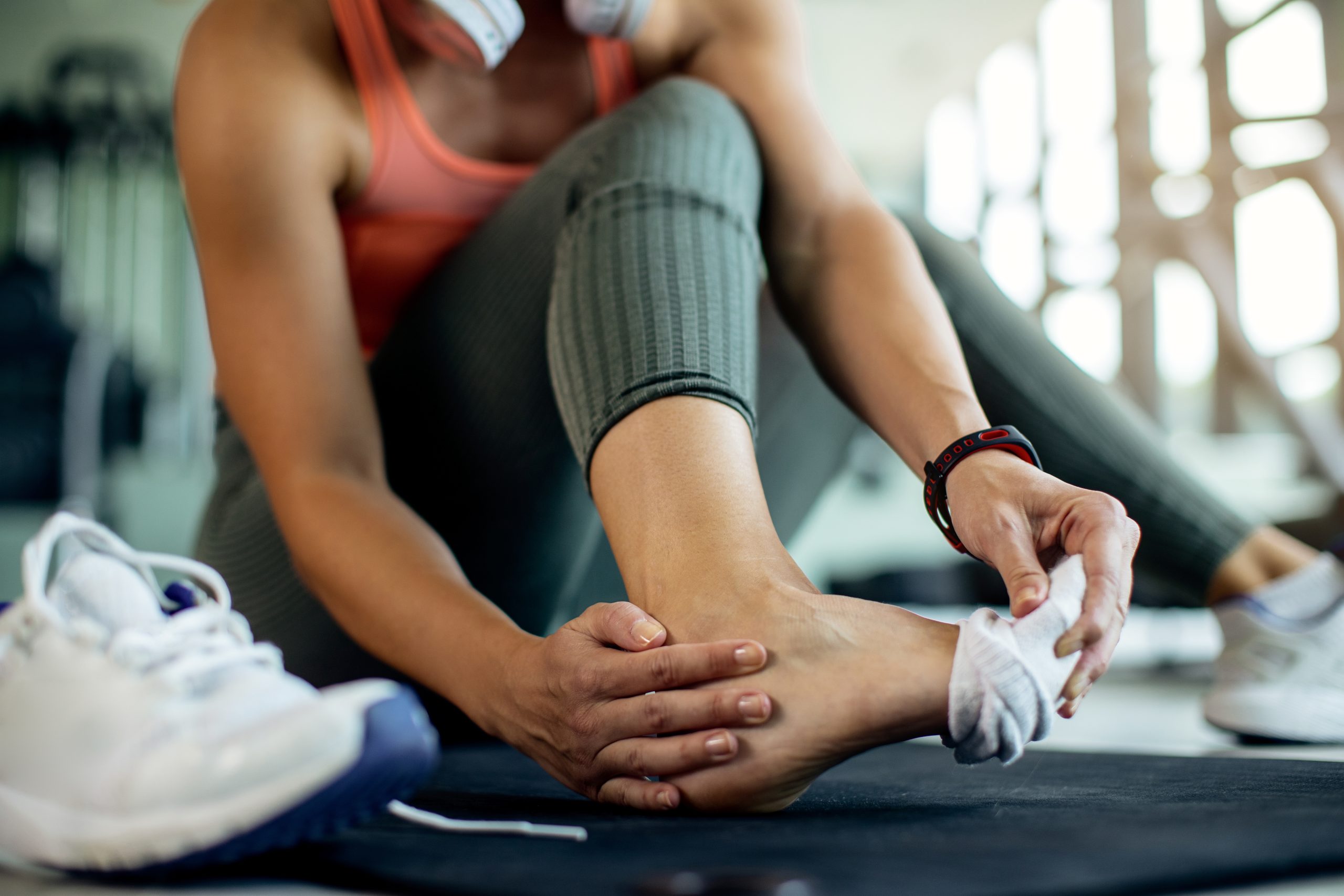 Understanding Plantar Fasciitis: What Is It and What Are the Risk ...